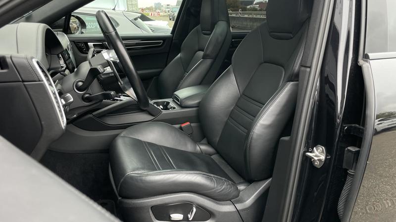 Porsche Cayenne Coupé 3.0 V6 E-Hybrid 462 ch