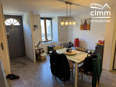 Maison - 85 m² - 6 pièces