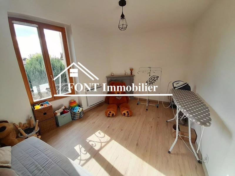 Maison - 92 m² - 5 pièces