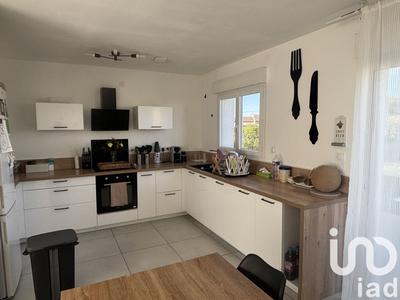 Maison - 93 m² - 4 pièces