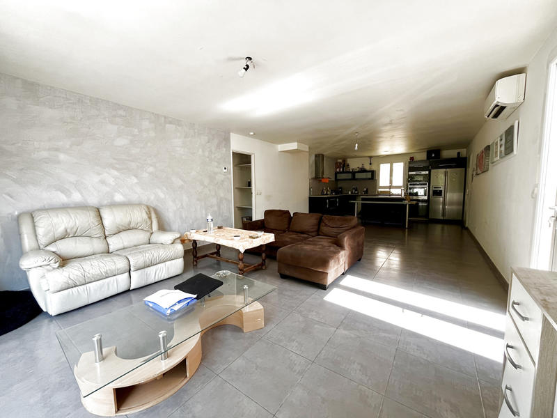 Villa - 99 m² - 5 pièces