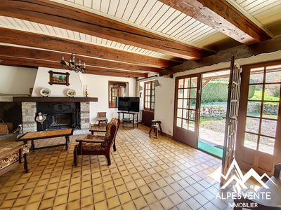 Maison - 100 m² - 7 pièces