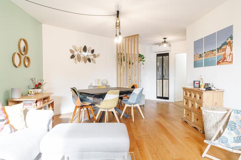 Appartement - 76 m² - 3 pièces