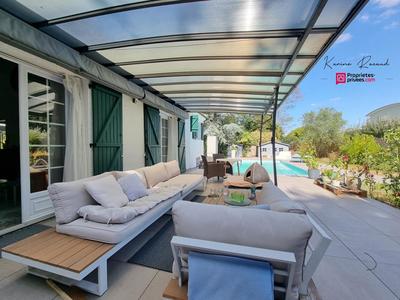 Maison - 200 m² - 6 pièces