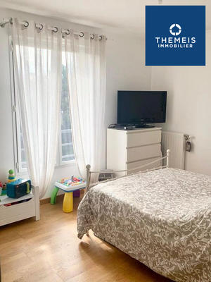 Appartement - 79 m² - 3 pièces