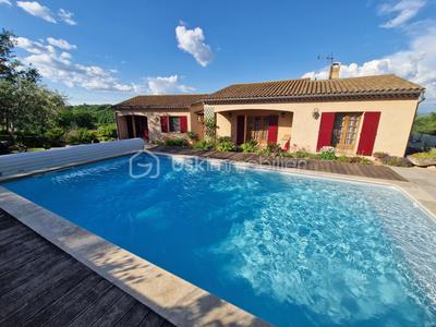 Villa - 180 m² - 5 pièces