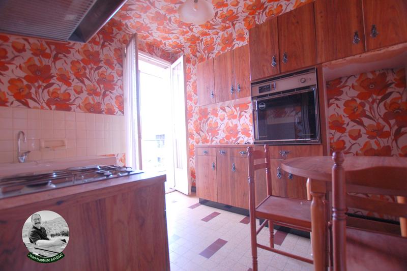 Appartement - 80 m² - 3 pièces