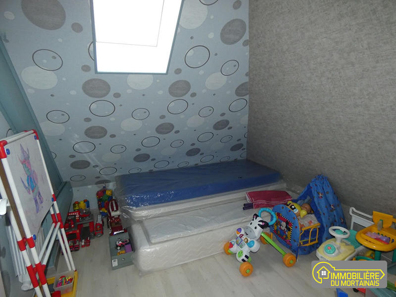 Maison - 137 m² - 4 pièces