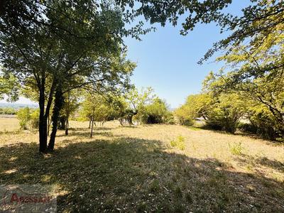 Terrain constructible - 1 370 m²