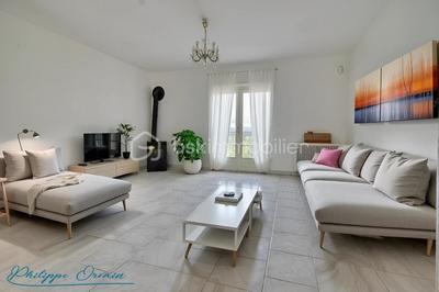 Pavillon - 149 m² - 7 pièces