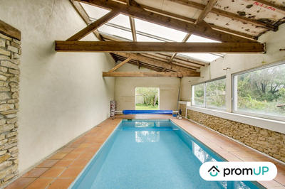 Maison ancienne - 300 m² - 7 pièces