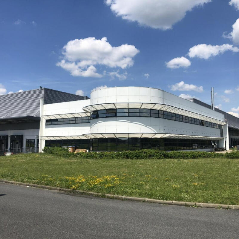 Local commercial - 30 180 m²