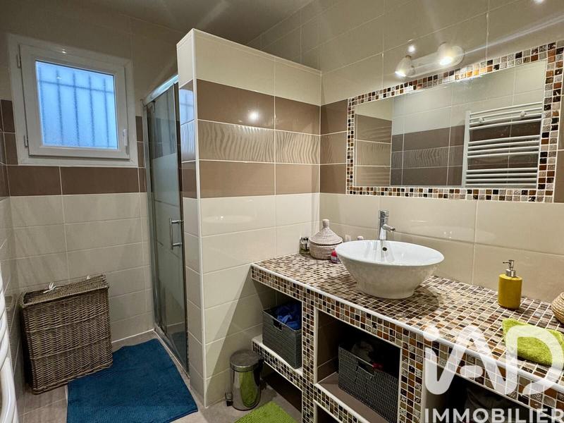 Maison - 168 m² - 7 pièces