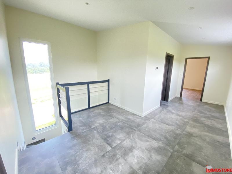 Maison - 140 m² - 4 pièces