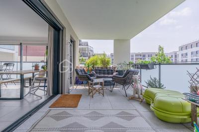 Appartement - 105 m² - 4 pièces