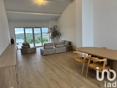 Maison - 227 m² - 7 pièces
