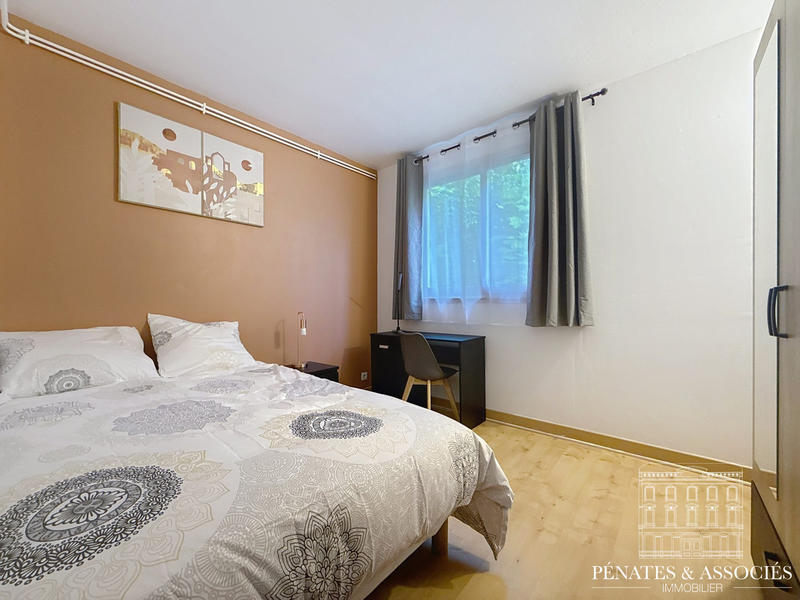 Appartement - 77 m² - 4 pièces