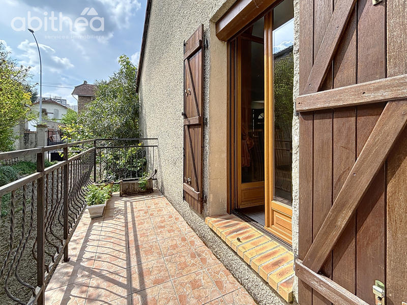 Maison - 86 m² - 5 pièces