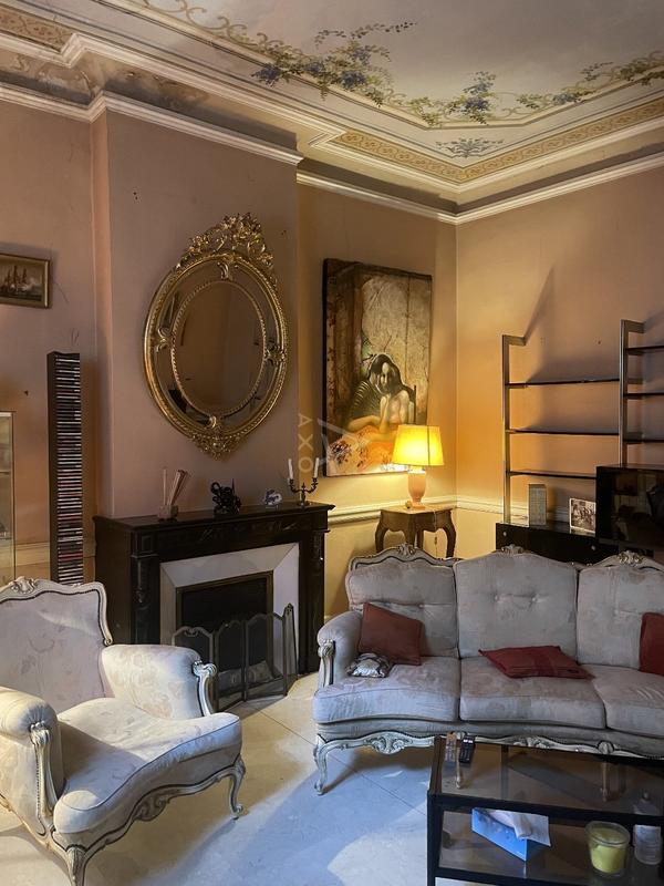 Maison bourgeoise - 330 m² - 10 pièces