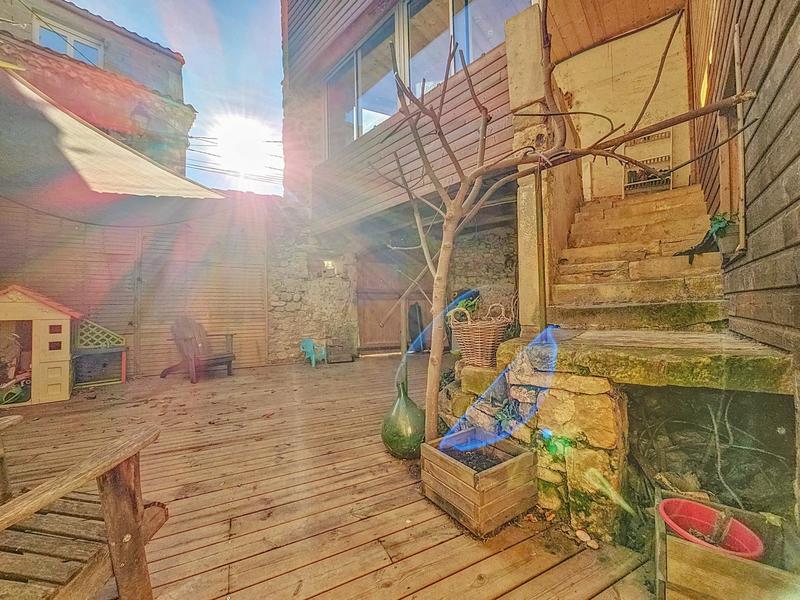 Maison de village - 130 m² - 5 pièces