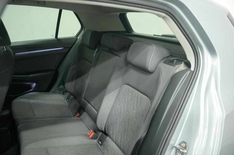 Volkswagen Golf 1.5 eHybrid 204 Dsg6 Vw Edition