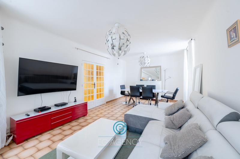 Maison - 127 m² - 5 pièces