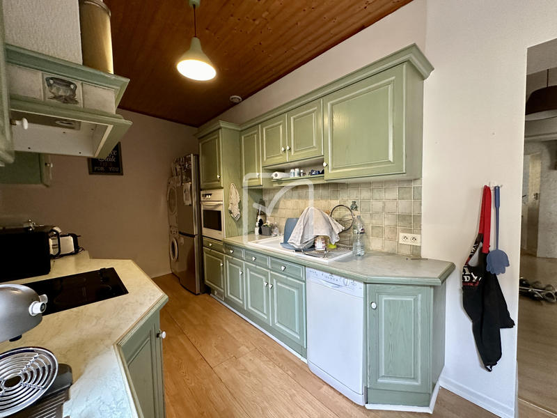 Immeuble - 240 m² - 12 pièces