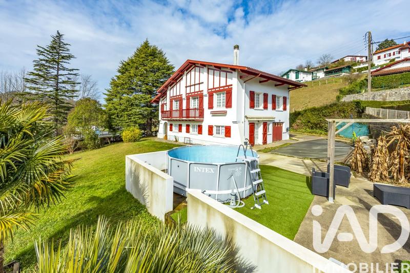 Maison - 160 m² - 6 pièces