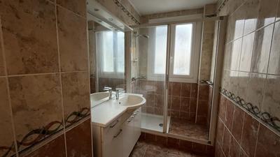 Appartement - 75 m² - 4 pièces