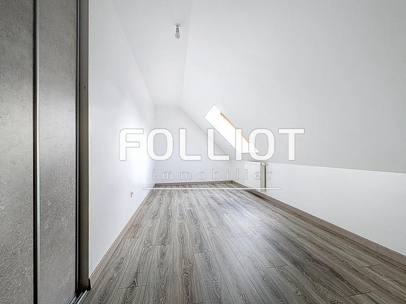 Maison - 98 m² - 5 pièces