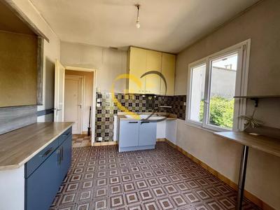 Maison - 107 m² - 5 pièces