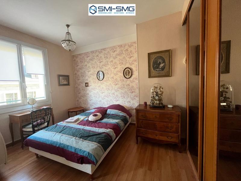 Appartement - 75 m² - 2 pièces