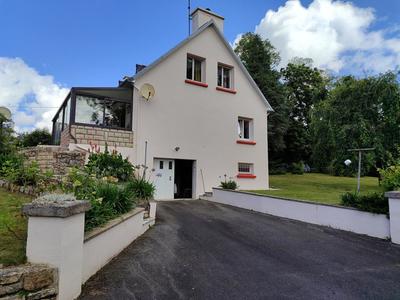Maison - 146 m² - 7 pièces