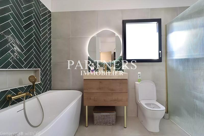 Maison - 116 m² - 4 pièces