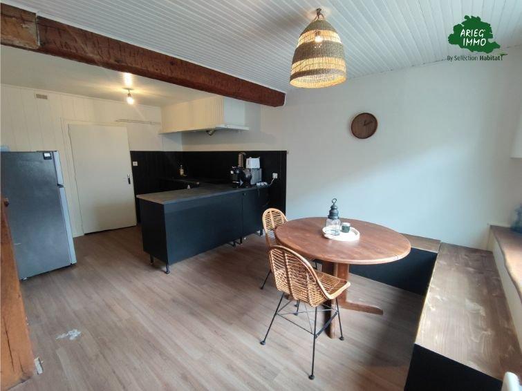 Maison de ville - 60 m² - 4 pièces