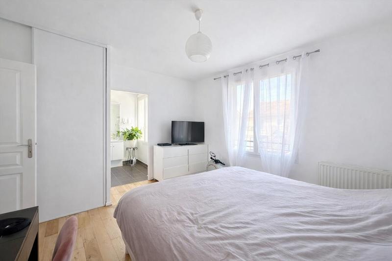 Maison - 149 m² - 7 pièces