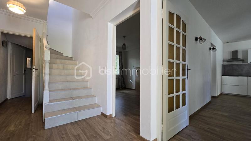 Maison traditionnelle - 130 m² - 7 pièces