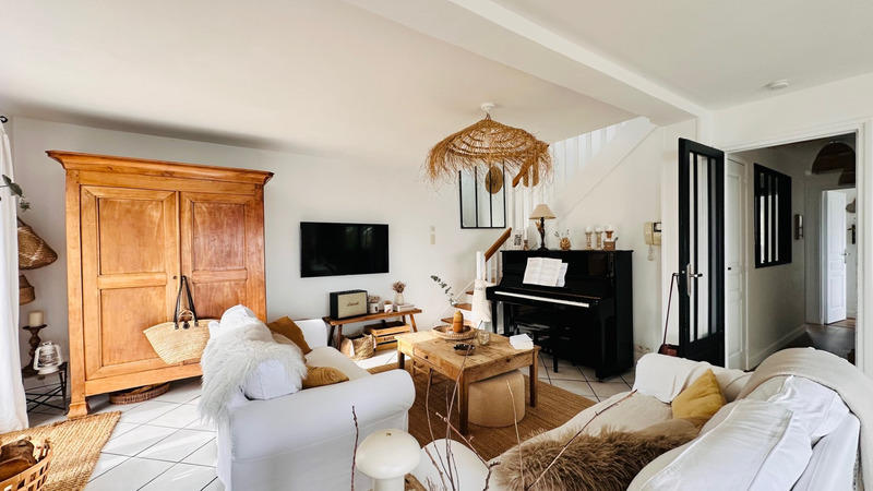 Maison - 136 m² - 8 pièces