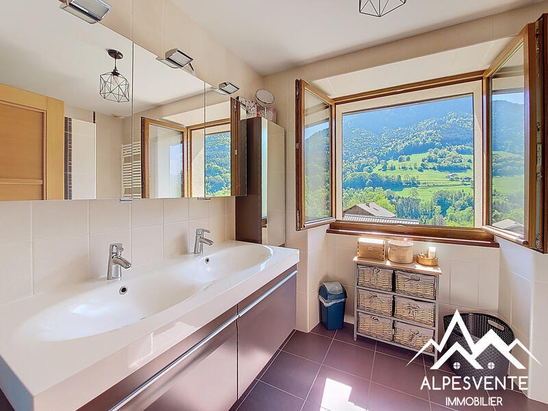 Appartement - 127 m² - 5 pièces