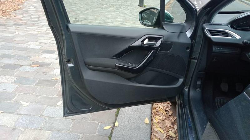 Peugeot 208 I 1.2 PureTech 82 Style - Entretien constructeur