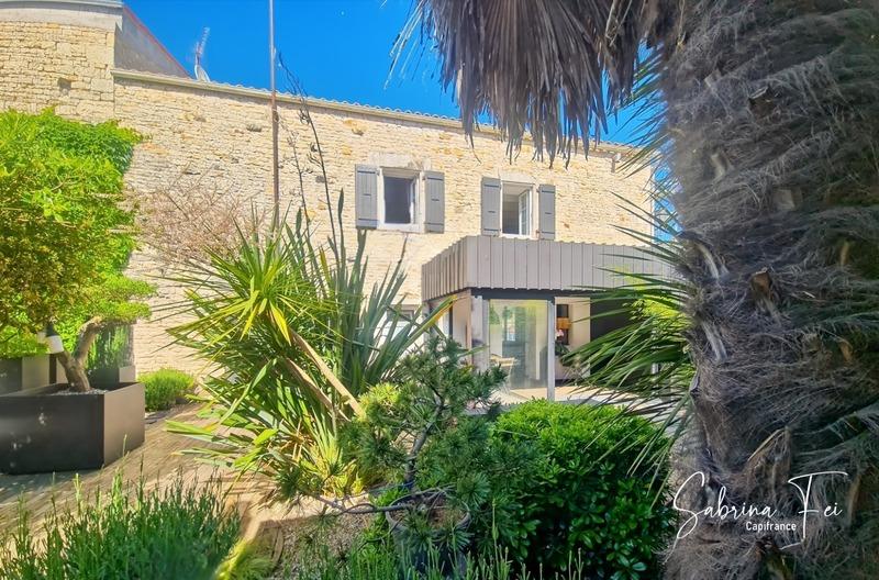 Maison en pierre - 112 m² - 4 pièces