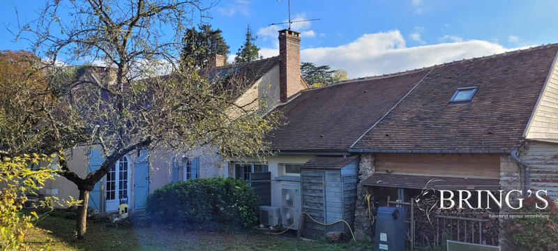 Maison - 250 m² - 9 pièces