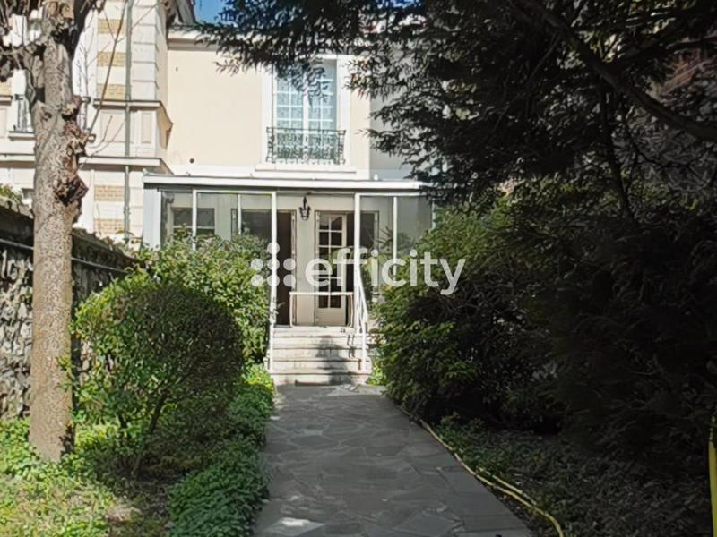 Maison - 123 m² - 4 pièces