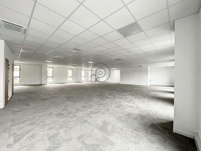 Bureau - 234 m²