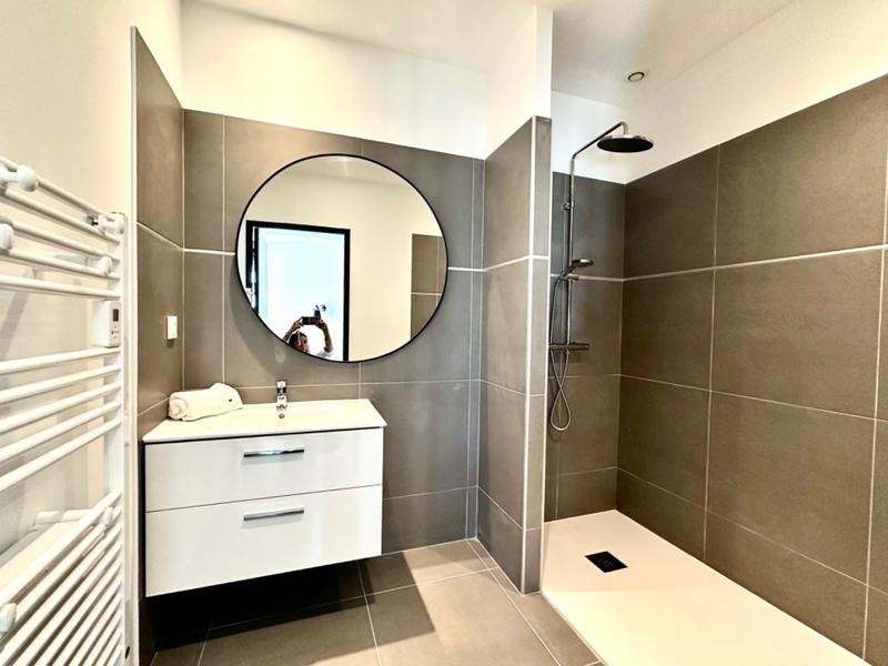 Appartement - 98 m² - 4 pièces