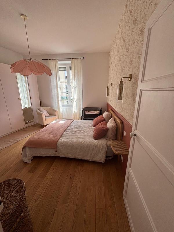 Appartement - 92 m² - 4 pièces