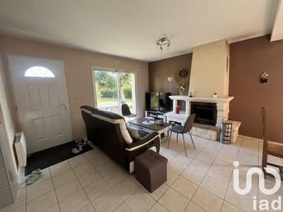 Maison - 99 m² - 5 pièces