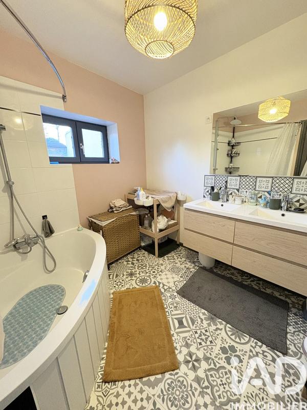 Maison - 130 m² - 6 pièces