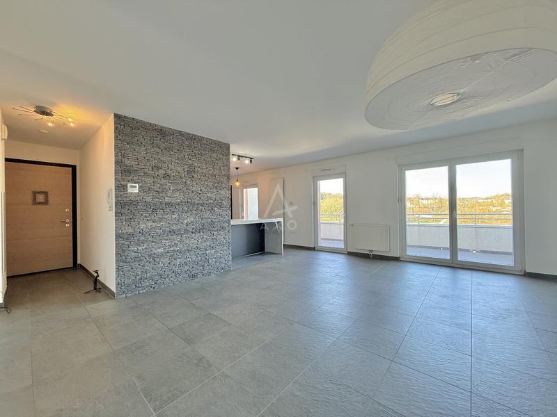 Appartement - 91 m² - 4 pièces