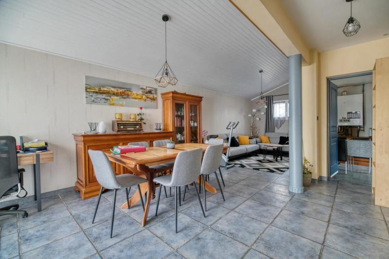 Maison - 140 m² - 6 pièces